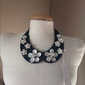 Anne Fontaine pearl flower collar Necklace NWT